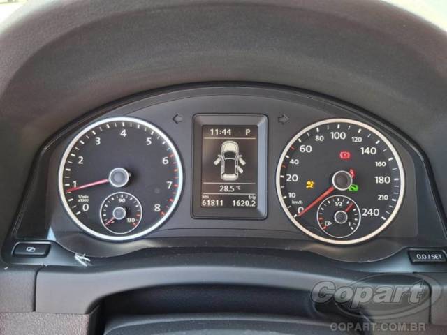 2011 VOLKSWAGEN TIGUAN 