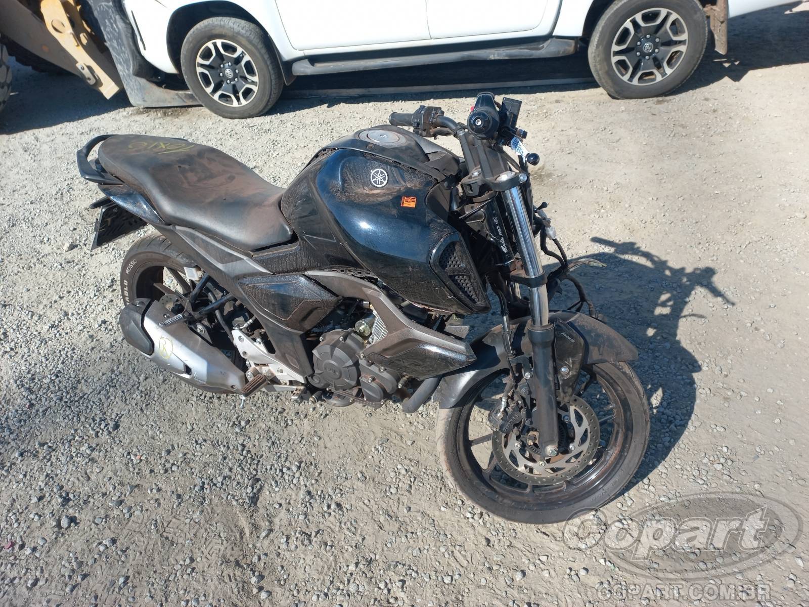 Veículo YAMAHA FZ15 2024 YAMAHA FZ15 ABS BlueFlex Motos Colisão Média Monta 2024 em leilão