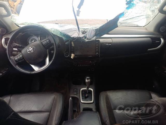 2022 TOYOTA HILUX CD 