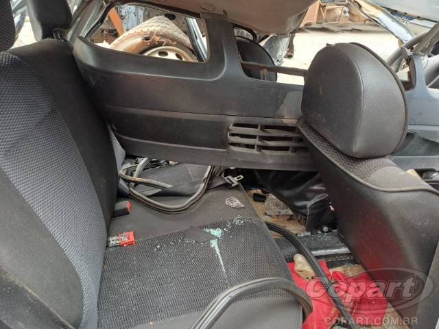 2013 FIAT UNO 