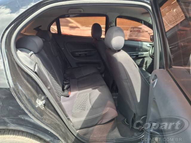 2011 VOLKSWAGEN GOL 