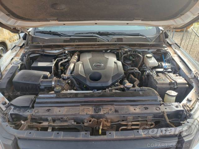 2025 NISSAN FRONTIER CD 