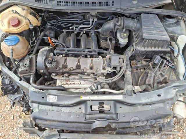 2015 VOLKSWAGEN VOYAGE 