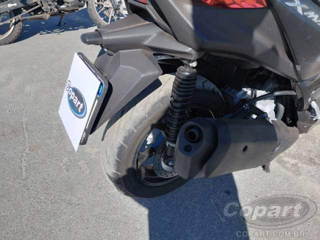2022 YAMAHA XMAX 