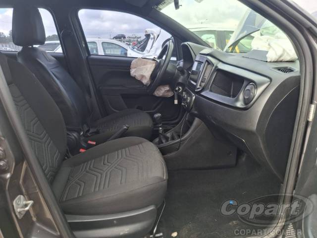 2023 FIAT STRADA CD 