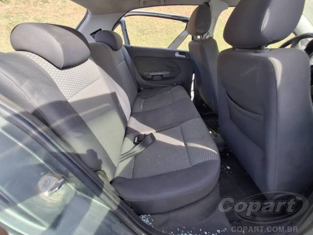 2011 VOLKSWAGEN GOL 