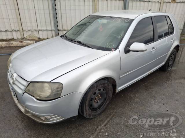 2010 VOLKSWAGEN GOLF 