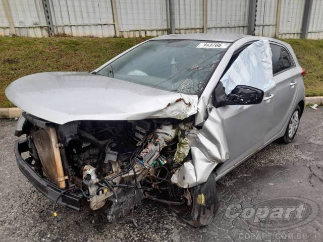2015 HYUNDAI HB20 