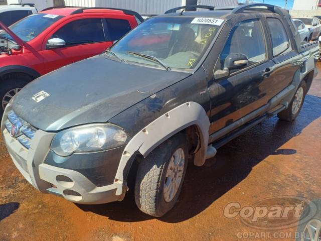 2011 FIAT STRADA 