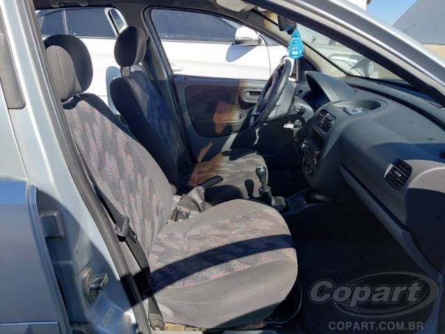 2003 CHEVROLET CORSA 