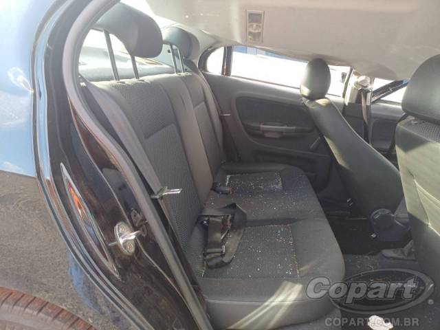 2015 VOLKSWAGEN VOYAGE 