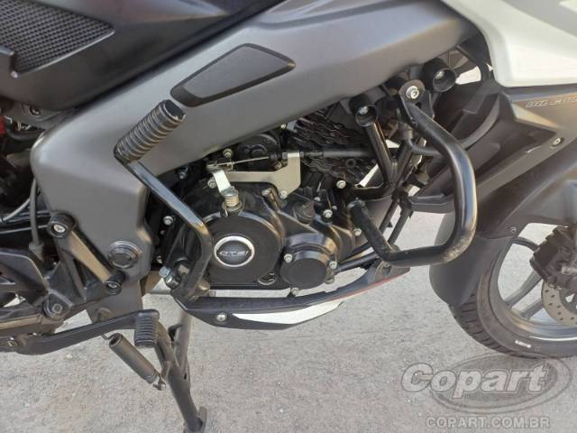 2024 BAJAJ DOMINAR 