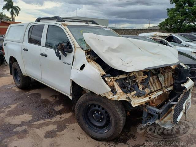 2019 TOYOTA HILUX CD 