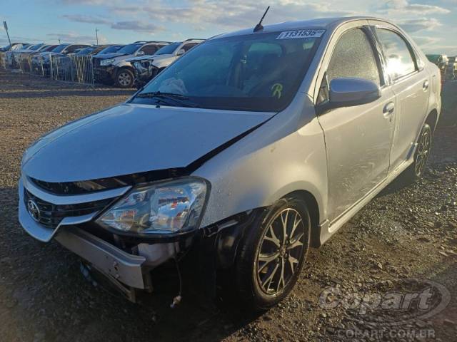 2017 TOYOTA ETIOS SEDA 
