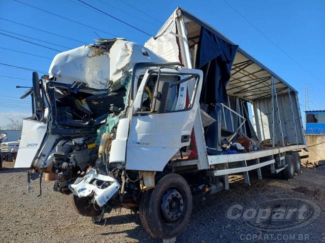 2015 MERCEDES BENZ ATEGO 