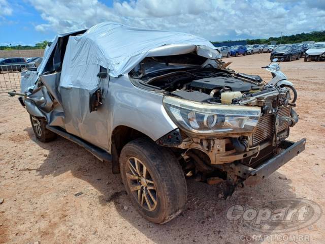2017 TOYOTA HILUX CD 