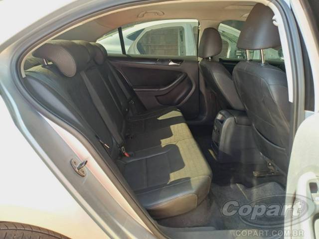 2011 VOLKSWAGEN JETTA 
