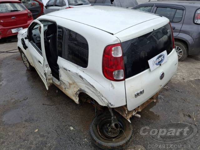 2014 FIAT UNO 