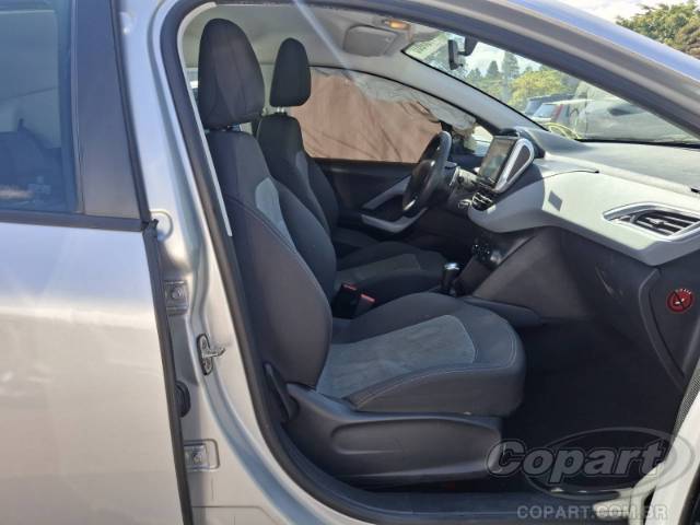 2015 PEUGEOT 208 