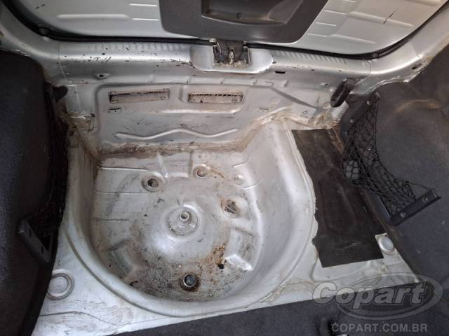 2012 VOLKSWAGEN FOX 