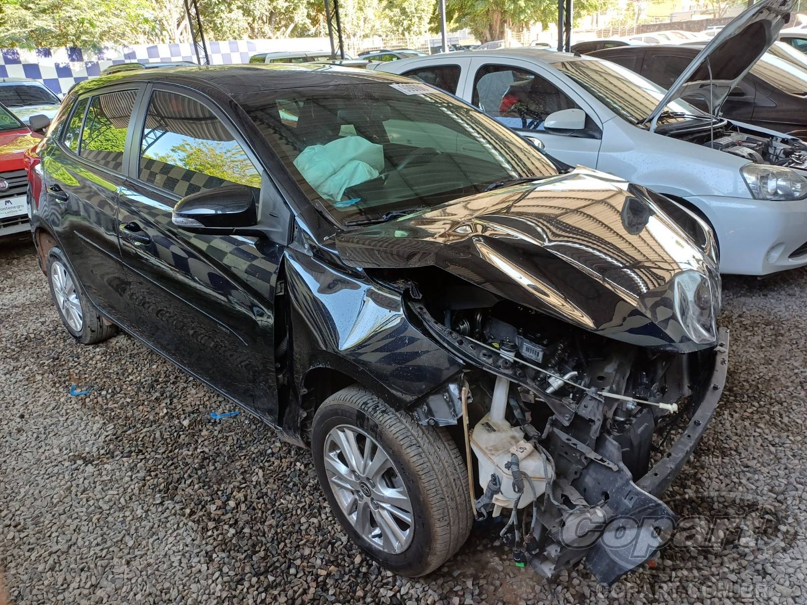 Veículo Toyota Yaris Toyota Yaris XL CVT 1.3 16V 2019 Colisão Média Monta 2019 em leilão