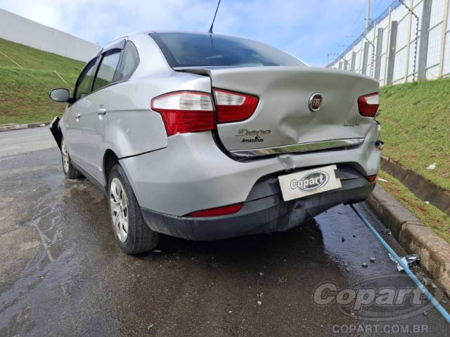 2016 FIAT GRAND SIENA 