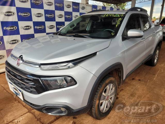 2017 FIAT TORO 