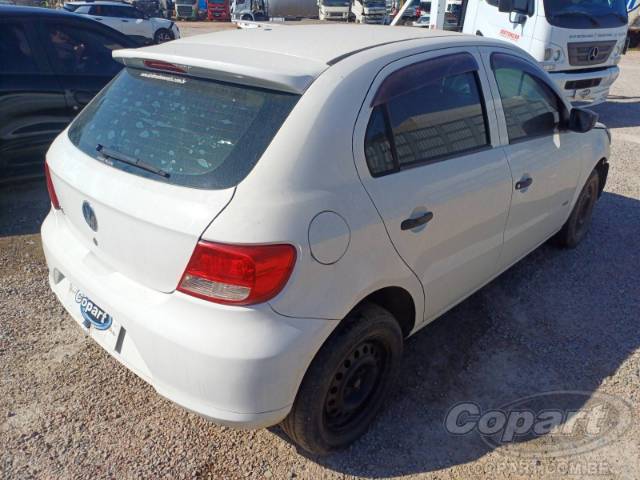 2009 VOLKSWAGEN GOL 