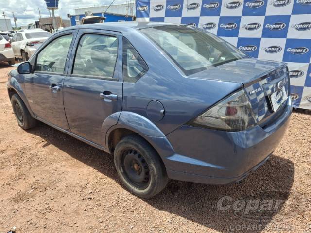 2011 FORD FIESTA SEDAN 