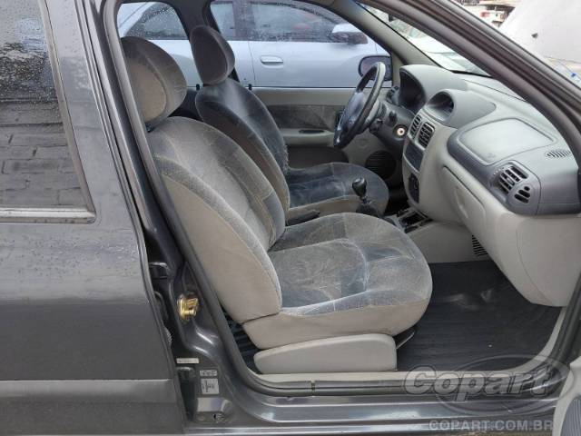 2006 RENAULT CLIO SEDAN 