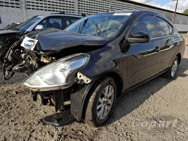 2018 NISSAN VERSA 