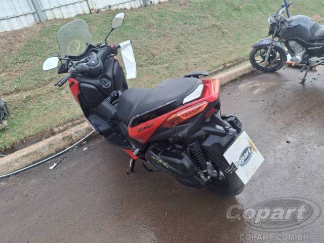 2024 YAMAHA XMAX 