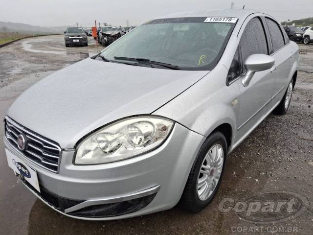 2016 FIAT LINEA 