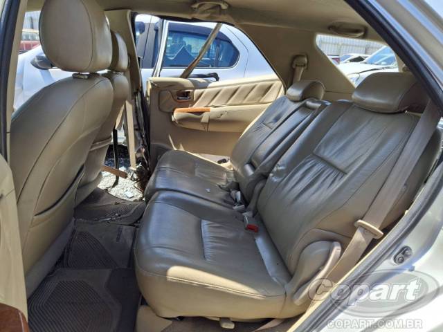 2010 TOYOTA HILUX SW4 