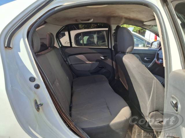 2015 RENAULT LOGAN 