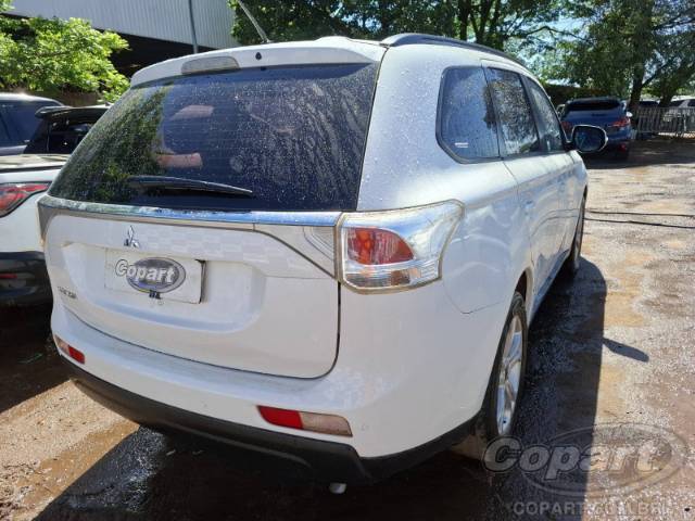 2014 MITSUBISHI OUTLANDER 