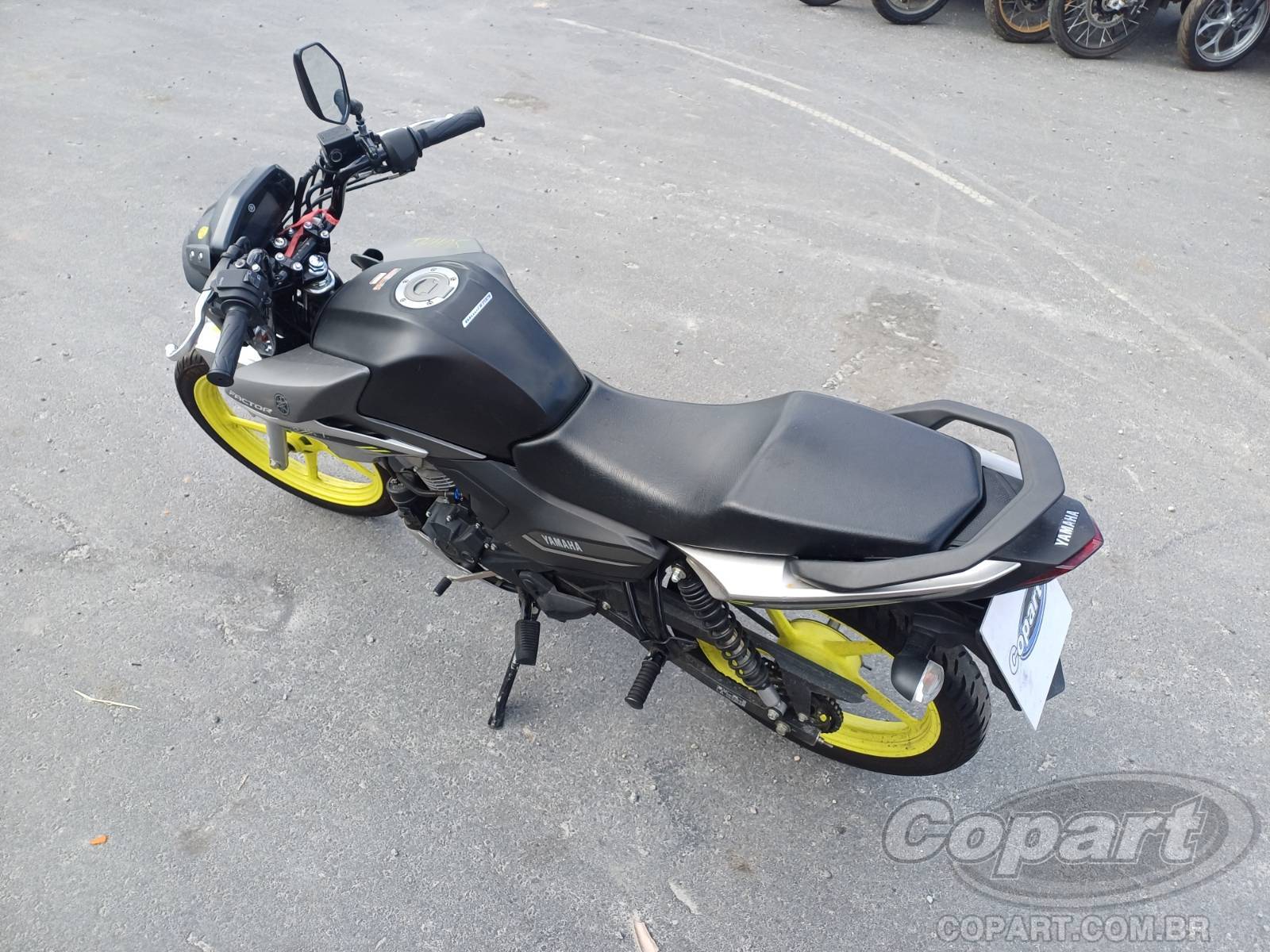 Foto 3: 2025 YAMAHA FACTOR