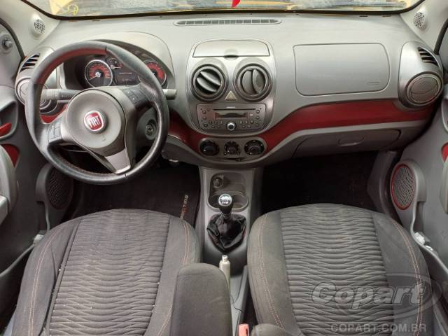2013 FIAT PALIO 