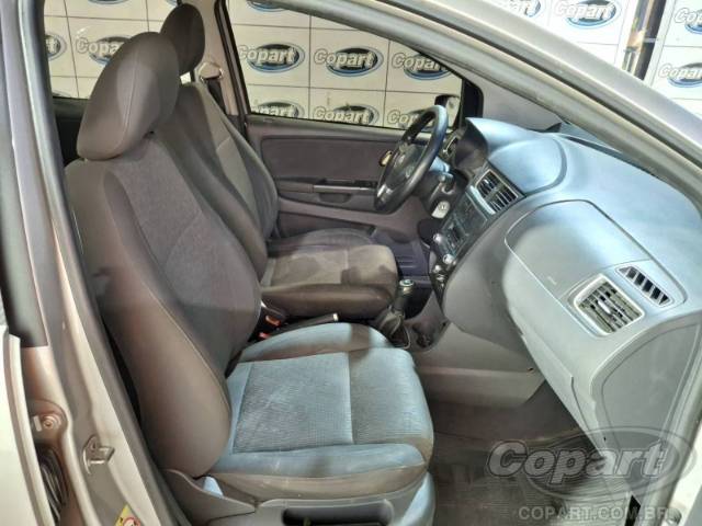 2013 VOLKSWAGEN FOX 