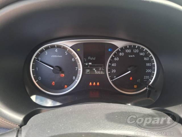 2025 NISSAN Kicks Play 