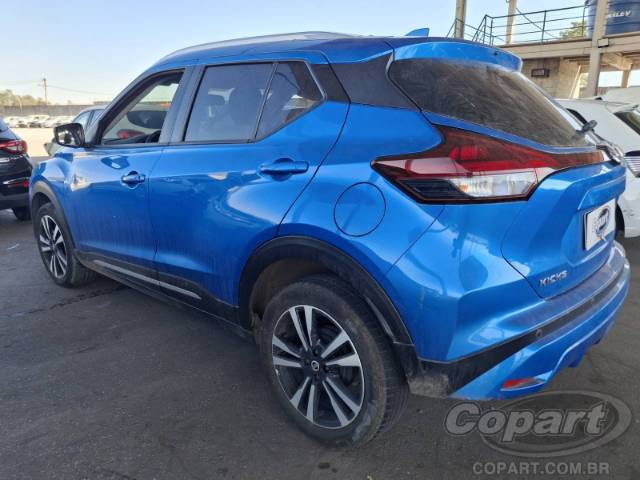 2022 NISSAN KICKS 