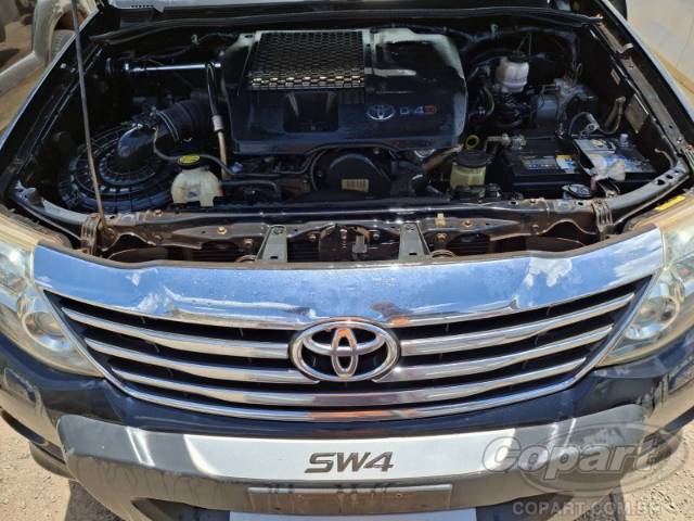 2015 TOYOTA HILUX SW4 