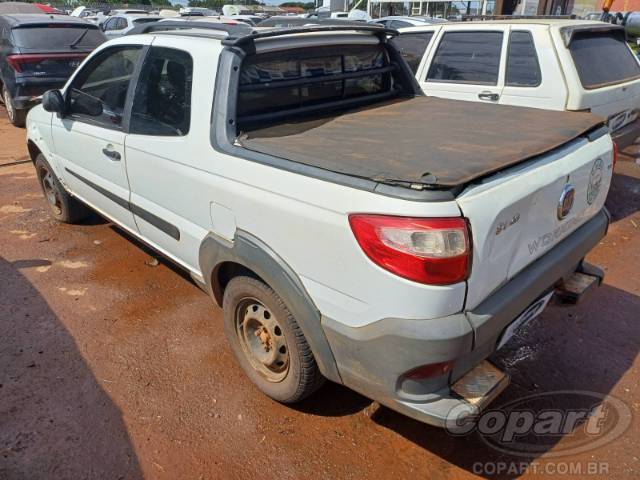 2015 FIAT STRADA CD 