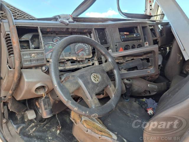 2014 VOLKSWAGEN CONSTELLATION 