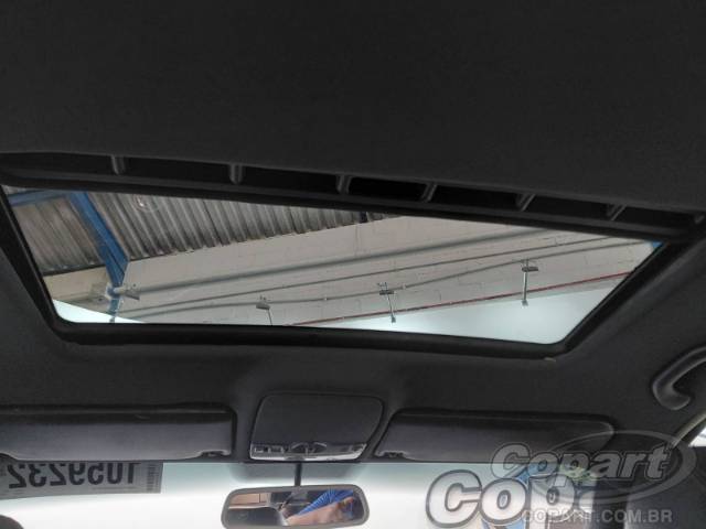 2002 VOLKSWAGEN GOLF 