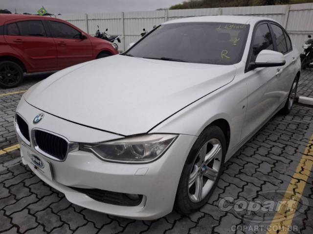 2014 BMW SERIE 3 