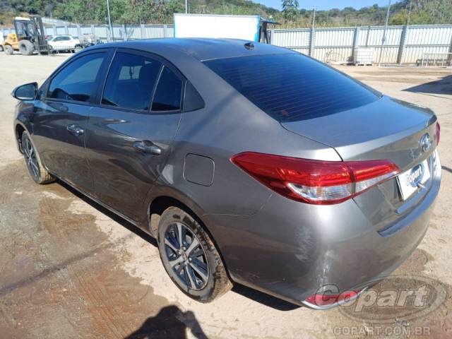 2021 TOYOTA YARIS SEDA 