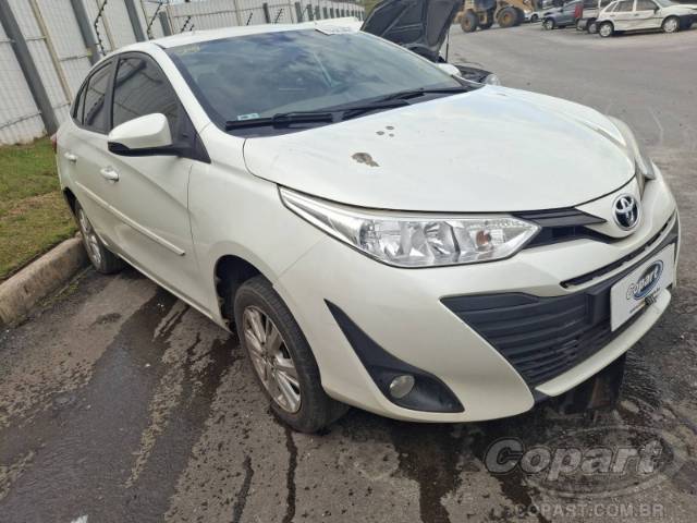 2019 TOYOTA YARIS SEDA 