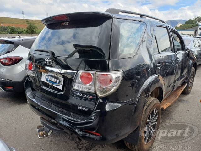 2014 TOYOTA HILUX SW4 
