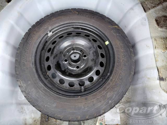 2015 HYUNDAI HB20S 